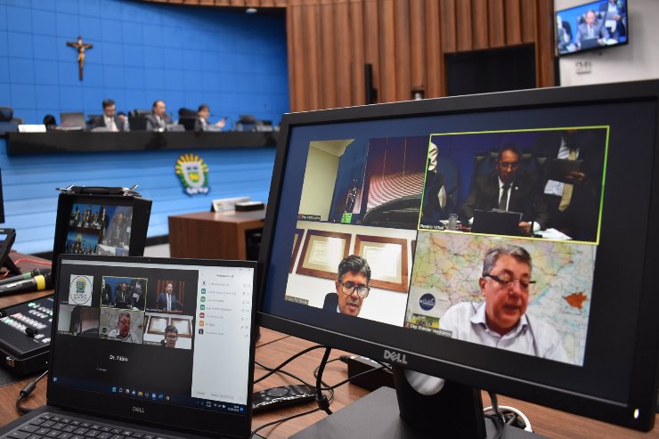 Imagem: Reunião é realizada de forma híbrida, com transmissão ao vivo pelo YouTube, Facebook e TV Assembleia
