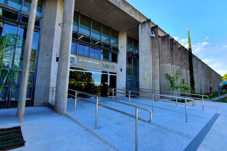 Imagem: As sessões mistas da ALEMS são conduzidas a partir do Plenário Júlio Maia