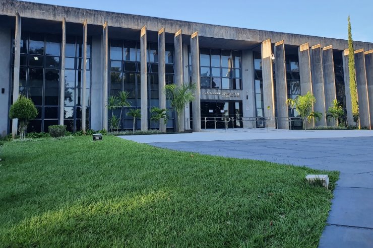 Imagem: A sessão ordinária tem início a partir das 9h e é transmitida ao vivo