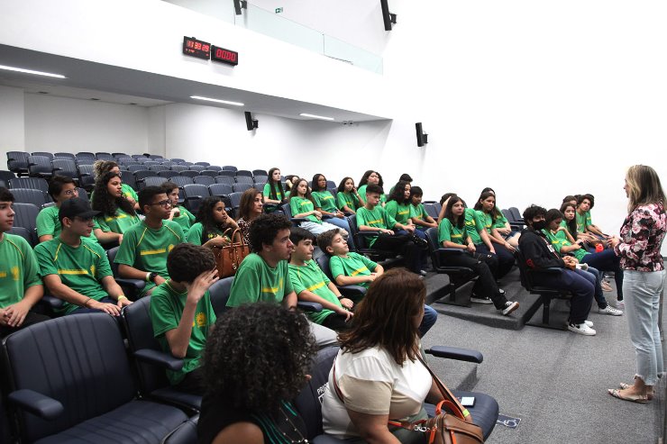 Imagem:  Para agendar a visita institucional guiada é necessário entrar em contato com a Gerência de Cerimonial 