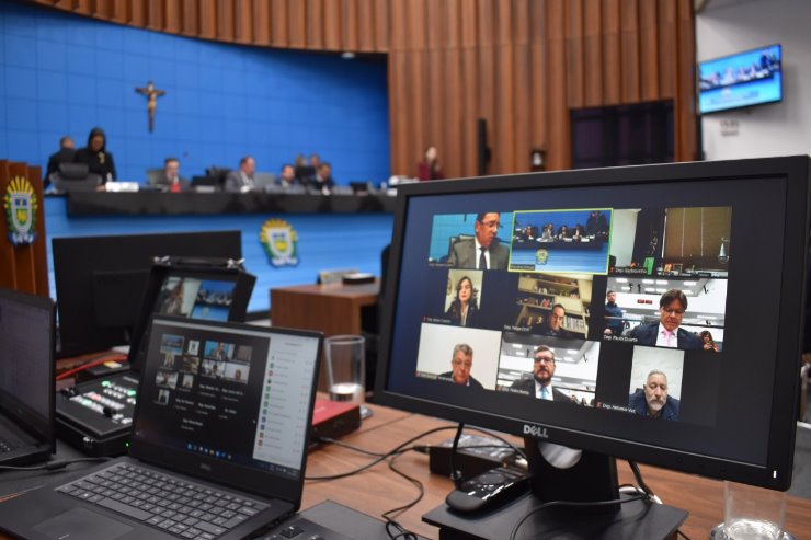 Imagem: Sessões são transmitidas ao vivo pelo YouTube Oficial da Casa de Leis, Facebook e Canal 9 da NET