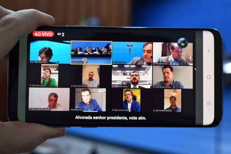 Imagem: Sessões são transmitidas ao vivo pelo YouTube Oficial da Casa de Leis, Facebook e Canal 9 da NET