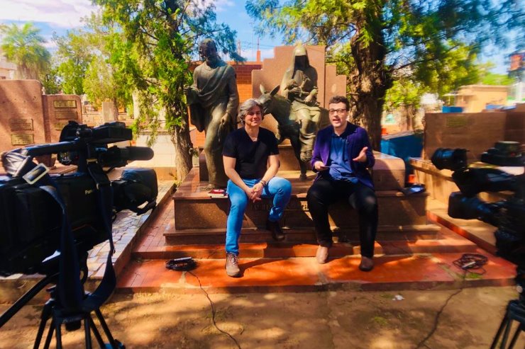 Imagem: Jornalistas Alex Mendes e João Humberto conversam a respeito dos livros ‘Cinevil – O terror está em cartaz’ e ‘A lei dos mortos’