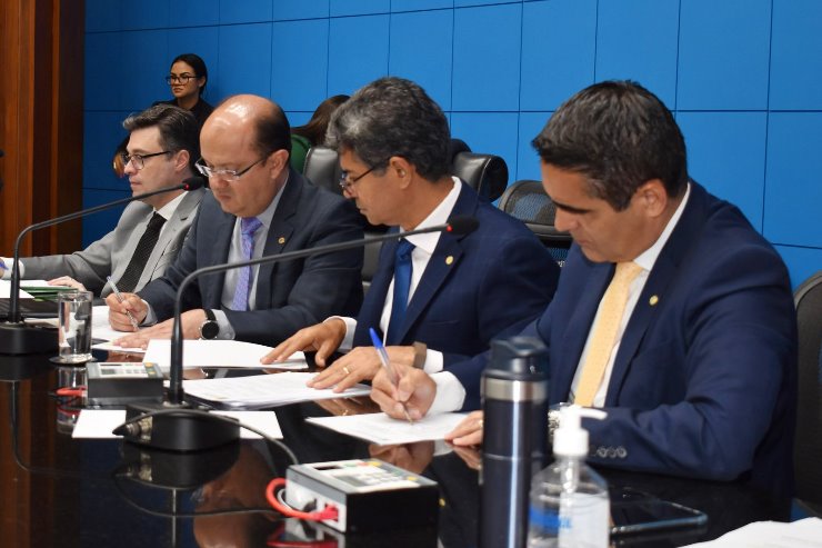 Imagem: Cinco proposições foram apreciadas na sessão ordinária desta quarta-feira