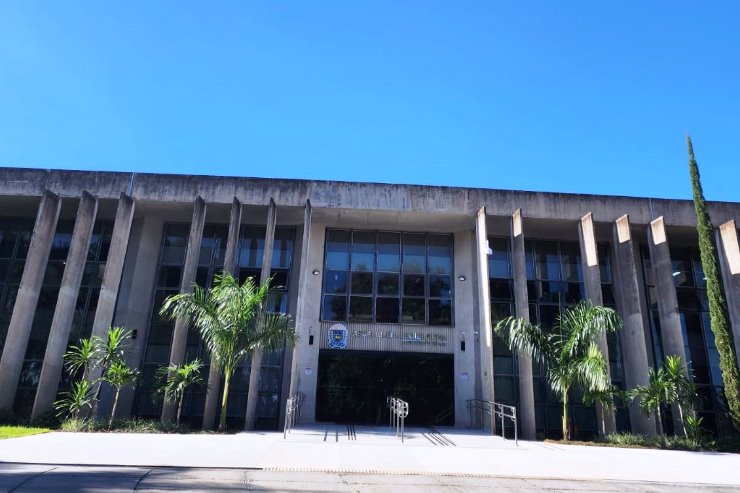 Imagem: Após ser apresentado em sessão plenária, projeto seguirá para análise da CCJR