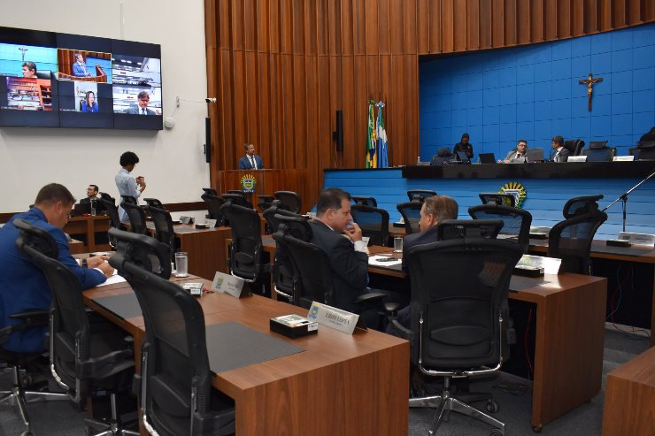 Imagem: Sessões são transmitidas ao vivo pelo YouTube Oficial da Casa de Leis, Facebook e Canal 9 da NET