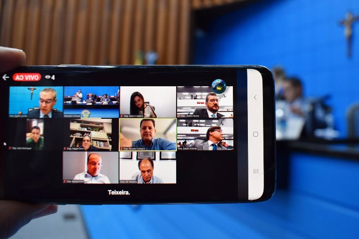 Imagem: Sessões são transmitidas ao vivo pelo YouTube Oficial da Casa de Leis, Facebook e Canal 9 da NET