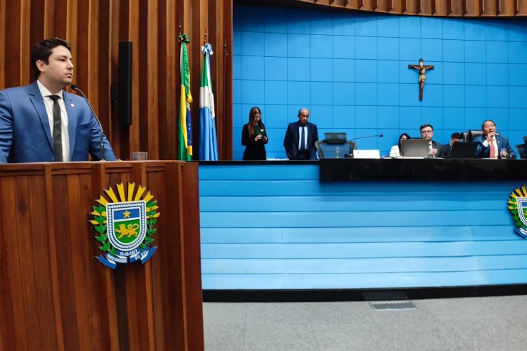 Imagem: Deputado João Henrique usou a tribuna e disse que o assunto deve ser tratado com a devida transparência e fiscalização