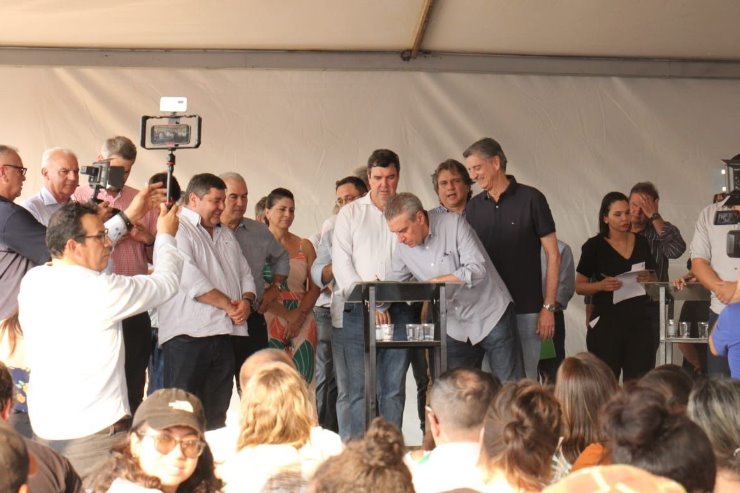 Imagem: Parlamentar cumpriu agendas em Guia Lopes da Laguna, Jardim e Bonito na última sexta-feira (25)