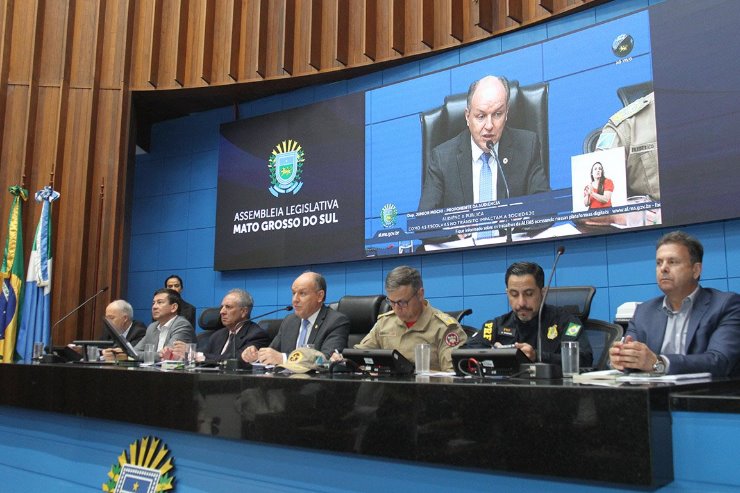Imagem: Em audiência pública na ALEMS, representantes de órgãos de trânsito enfatizam a edução para redução dos acidentes no Estado