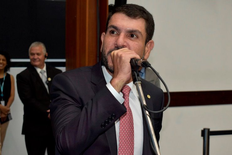 Imagem: Deputado Jamilson Name, autor do projeto, durante sessão plenária na Assembleia Legislativa de Mato Grosso do Sul