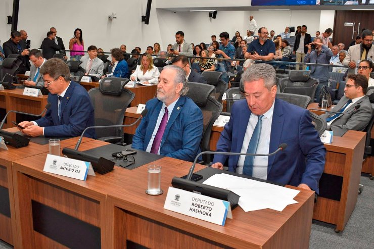 Imagem: Os deputados estaduais participam de diferentes comissões permanentes da Assembleia Legislativa