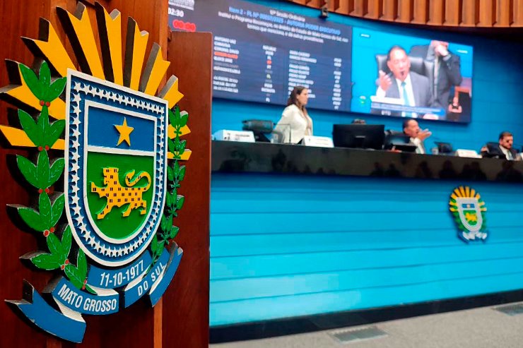 Imagem: As matérias encaminhadas por outros Poderes são lidas em Plenário e seguem para análise da CCJR