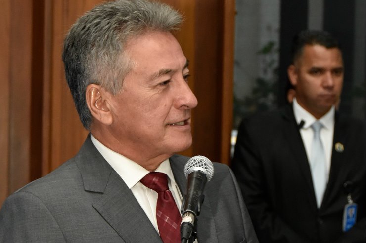 Imagem: Roberto Hashioka apresentou projeto que garante segurança nos atendimentos presenciais aos consumidores