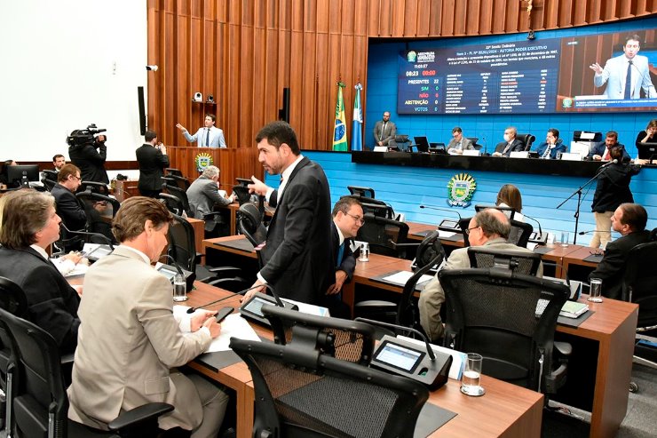 Imagem: Projetos serão analisados e votados durante sessão plenária, que tem início às 9h com transmissão ao vivo