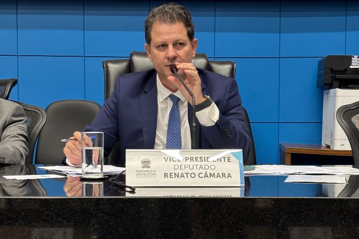 Imagem: Escola Maria da Glória Muzzi e regiões como Jardim Itália recebem atenção do deputado Renato Câmara, vice-presidente da Assembleia Legislativa