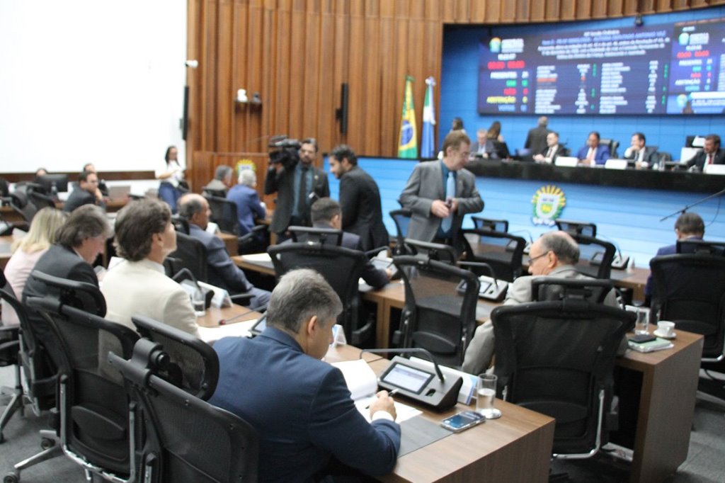 Imagem: Projetos serão analisados e votados durante sessão plenária, que tem início às 9h com transmissão ao vivo