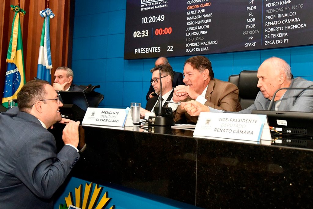 Imagem: Parlamentares aprovaram quatro proposições na sessão ordinária desta quarta-feira na Assembleia Legislativa