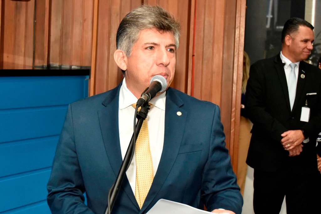 Imagem: A cerimônia, que será realizada no Plenário Júlio Maia, é de proposição do deputado estadual Lidio Lopes 