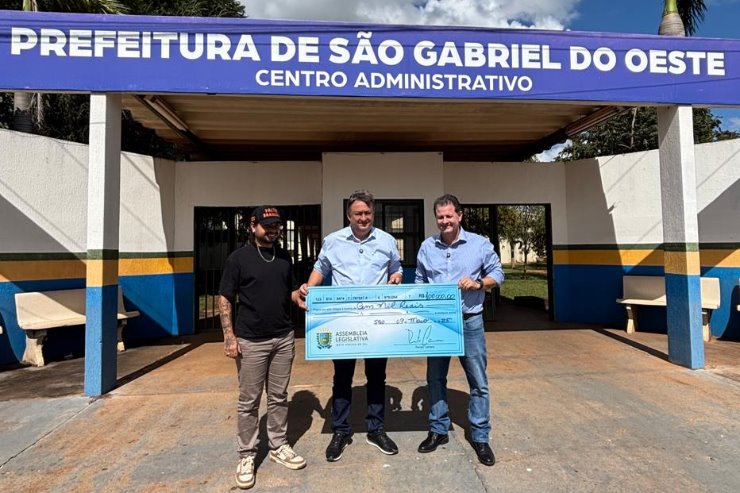 Imagem: Três líderes, um propósito: transformar emenda parlamentar em melhoria real para quem vive São Gabriel do Oeste.