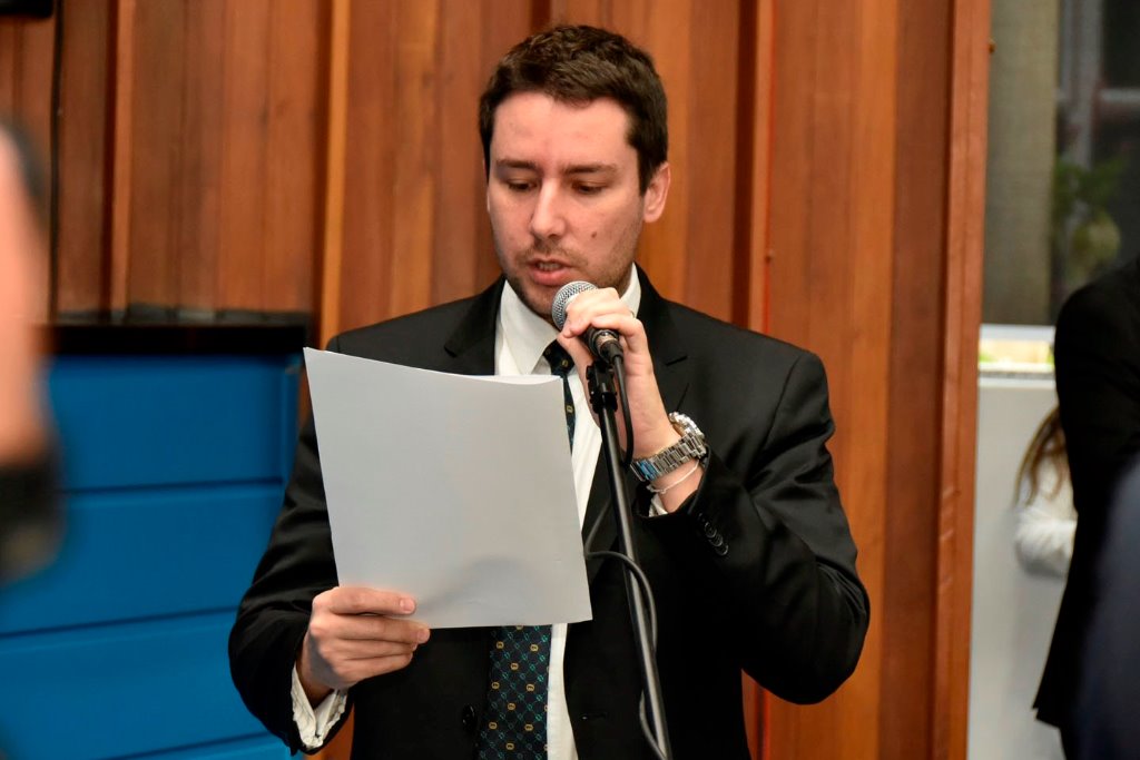 Imagem: Deputado João Henrique, autor do projeto, durante sessão ordinária na Assembleia Legislativa 