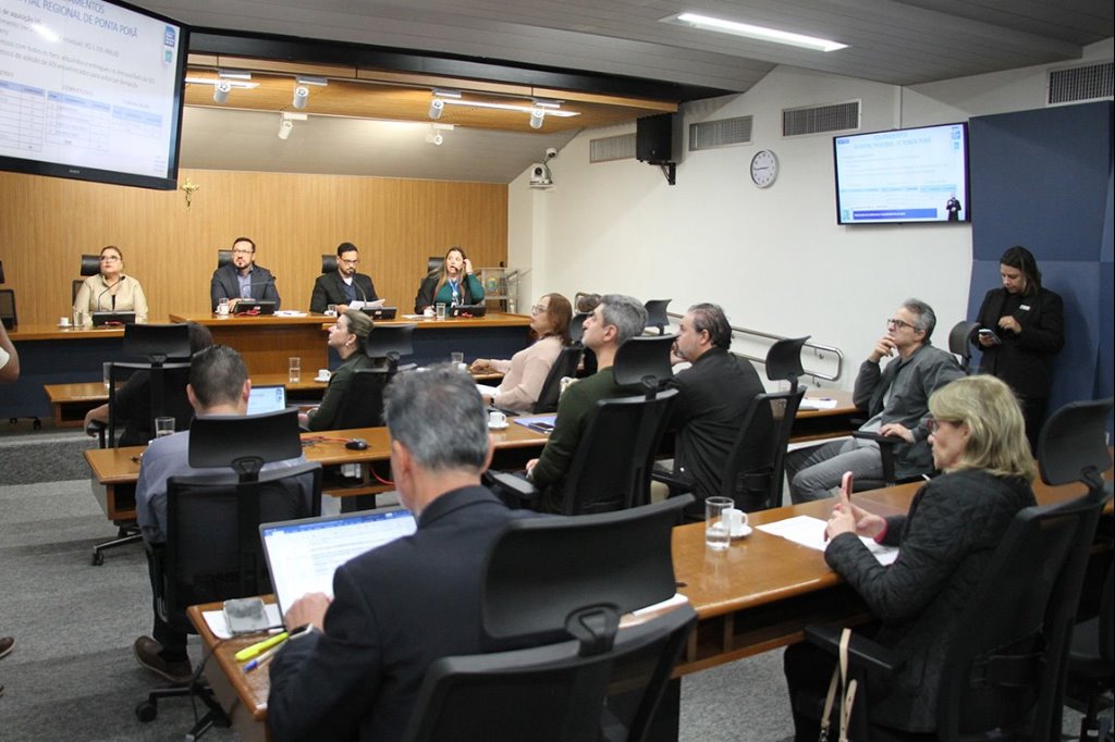 Imagem: Relatório da Saúde foi apresentado em audiência realizada no plenarinho Nelito Câmara, na Assembleia Legislativa 