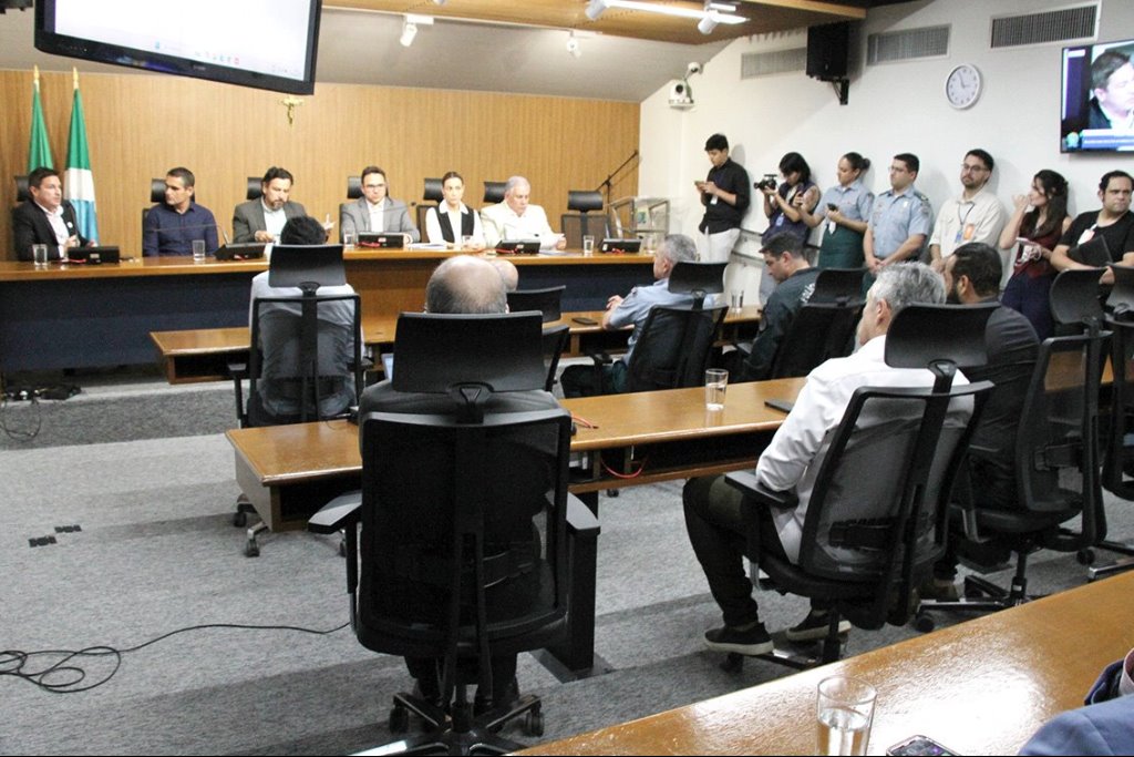 Imagem: Reunião, realizada na tarde desta terça-feira no plenarinho da ALEMS, discutiu a situação do Morenão, o maior estádio universitário da América Latina