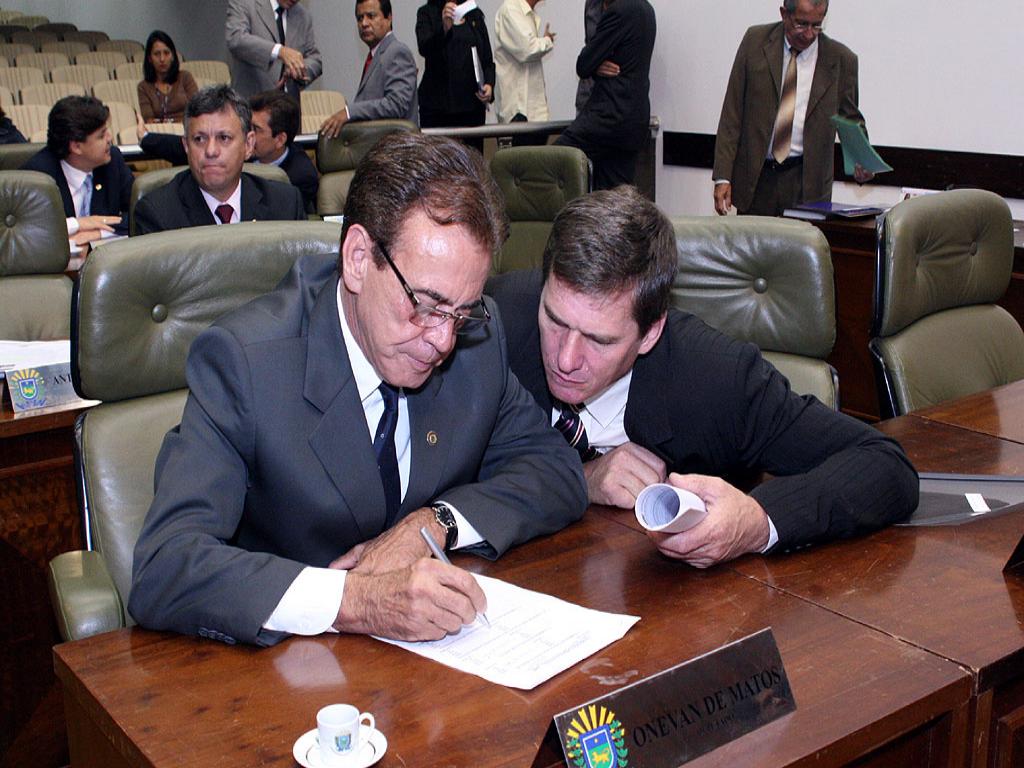 Imagem: deputados Antônio Braga e Ari Artuzi