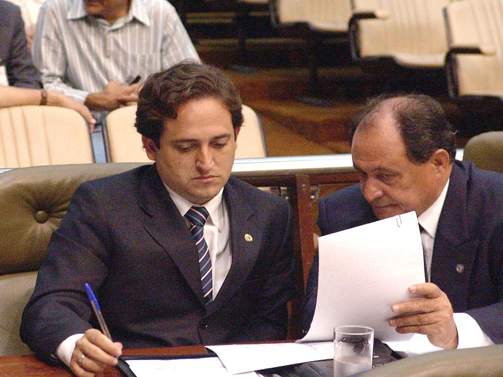 Imagem: Deputados Marcio Fernandes (PSDB) e Zé teixeira (DEM)