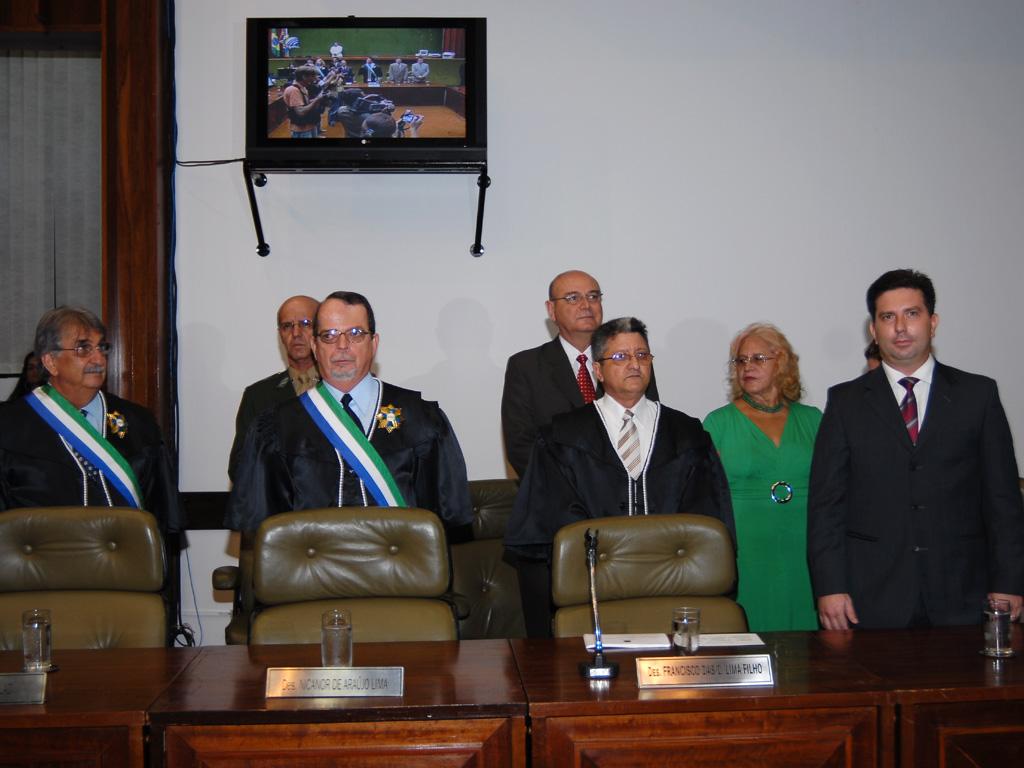 Imagem: Francisco das Chagas Lima Filho (centro)