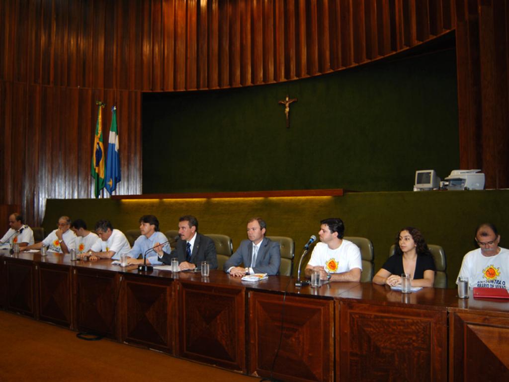 Imagem: Paulo Corrêa preside a audiência pública