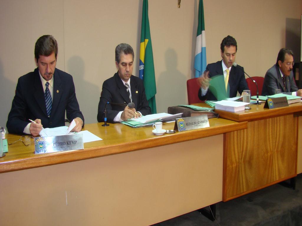 Imagem: Deputados consideraram constitucional a proposta que trata da gratuidade na rede pública de saúde da vacina contra meningite bacteriana