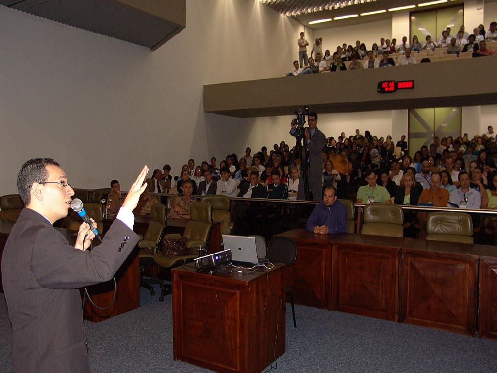 Imagem: Promotor diz que lei deve ser associada à conscientização