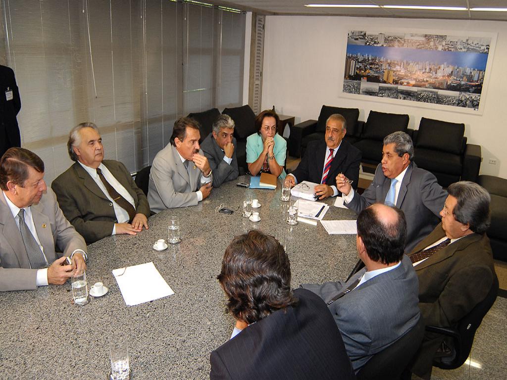 Imagem: Assembléia recebe o Orçamento de 2009     