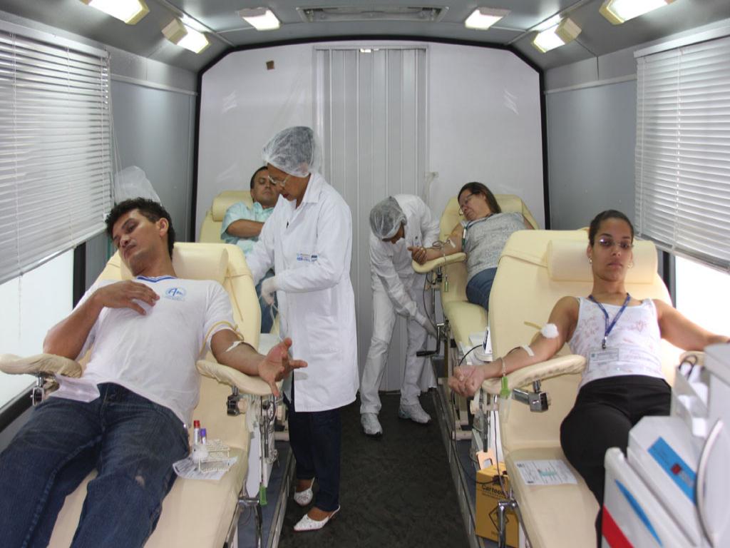 Imagem: Servidores participam de Campanha de Doação de Sangue