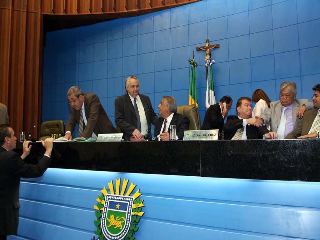 Imagem: Deputados aprovaram 18 projetos em duas sessões de hoje 