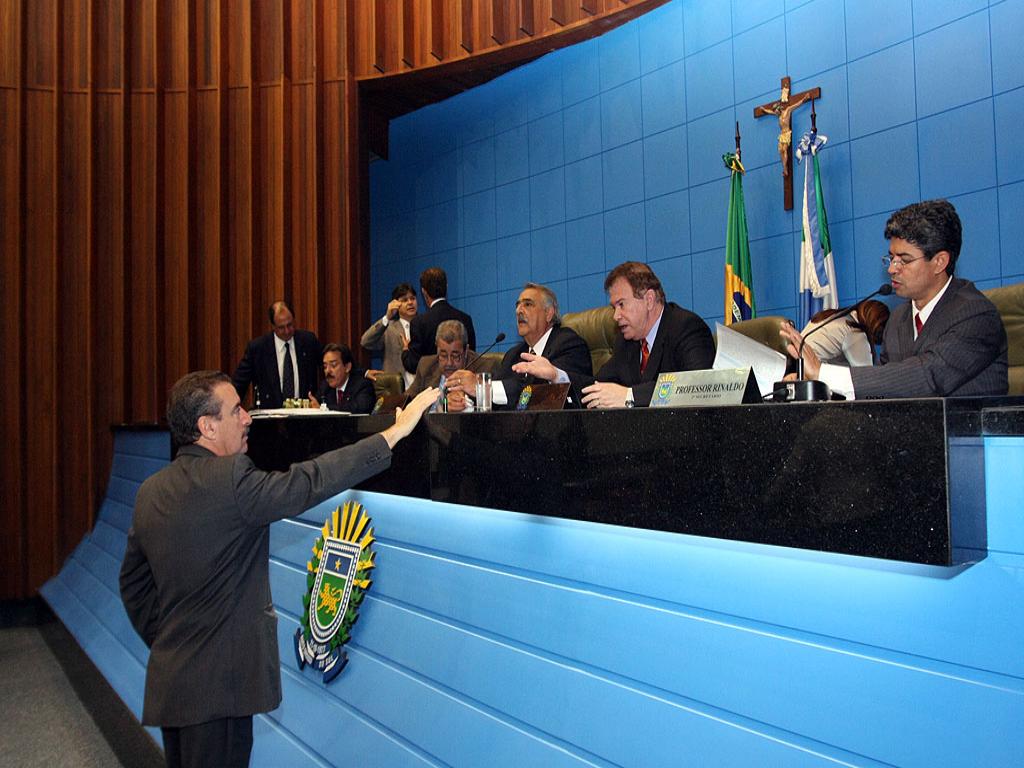 Imagem: Deputados aprovam 38 projetos em esforço concentrado 