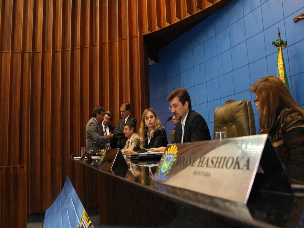 Imagem: Deputados aprovaram três projetos na sessão desta terça   