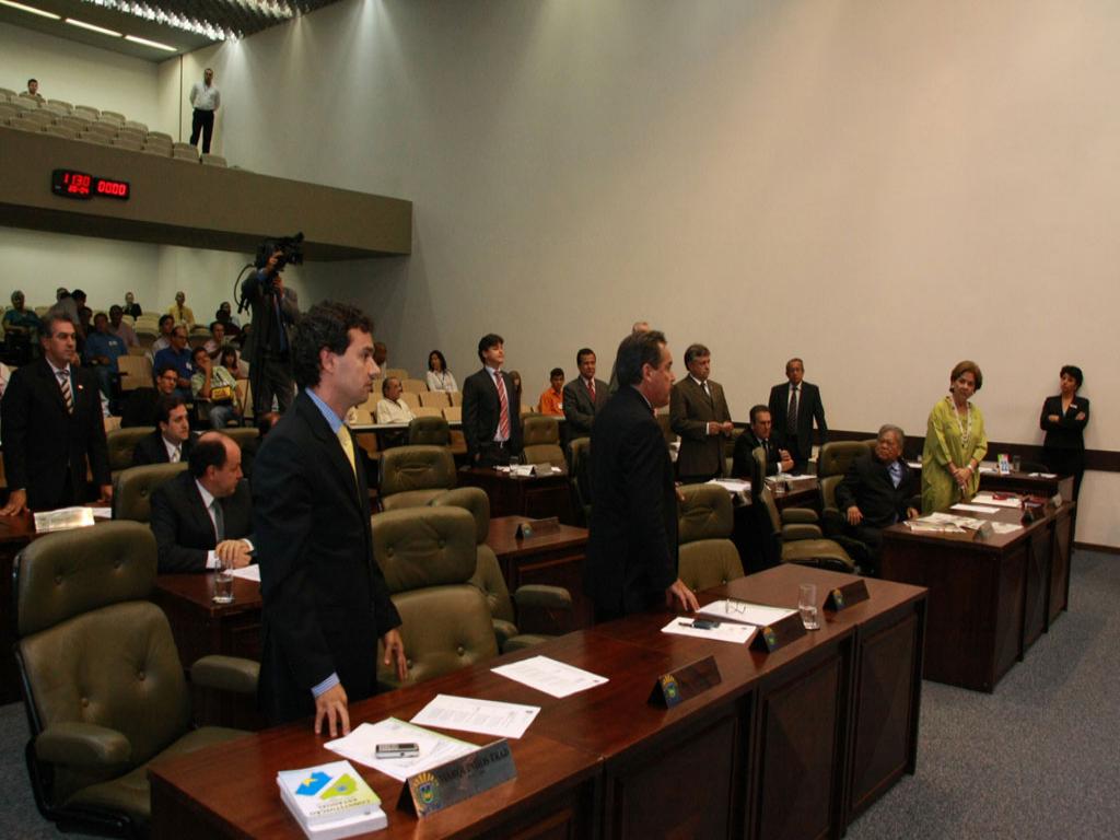 Imagem: Parlamentares mantêm quatro e derrubam um veto do Executivo