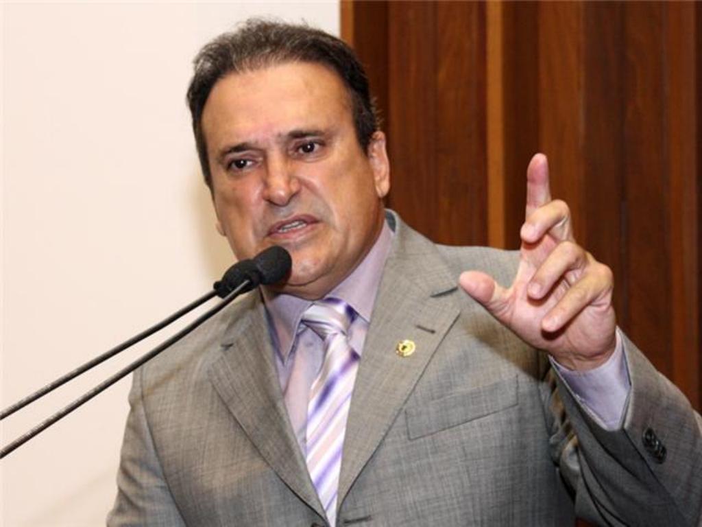 Imagem: Deputado Diogo Tita na tribuna