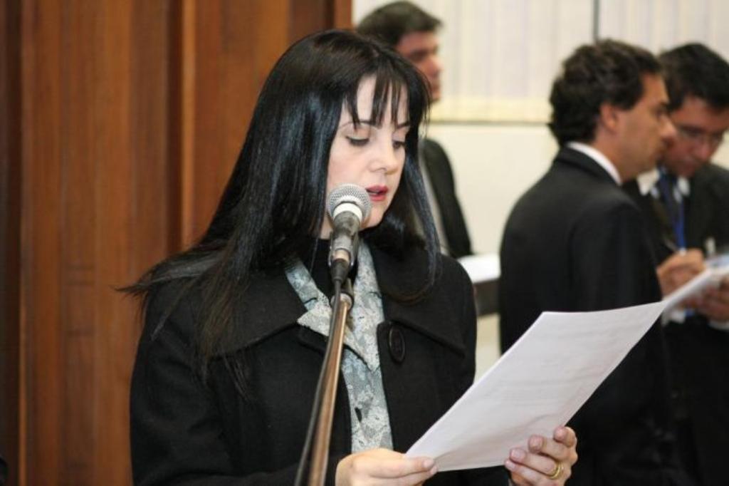 Imagem: Mara Caseiro pede cursos para Mundo Novo