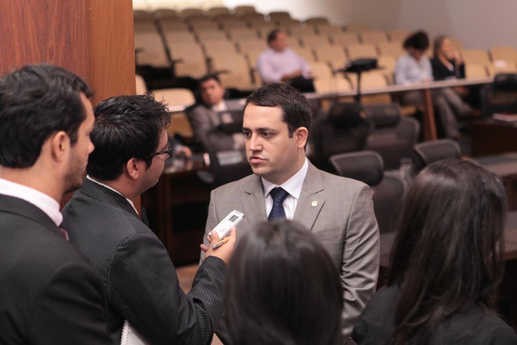 Imagem: Marcio Fernandes justifica que rotatória promoverá redução no número de acidentes