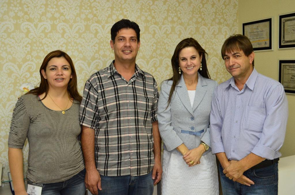 Imagem: Mara e lideranças de Anastácio se encontraram hoje para falar sobre sucessão