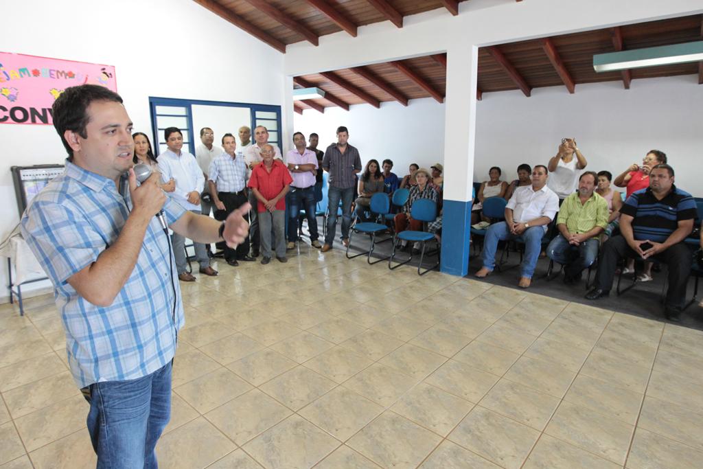 Imagem: Deputado vai destinar recursos para academia de ginástica para idosos que frequentam o Centro
