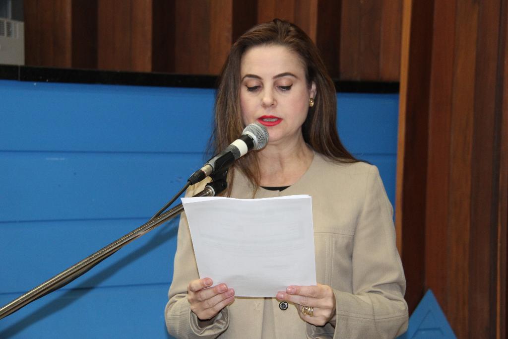 Imagem: Mara Caseiro pede solução para o trânsito de duas cidades