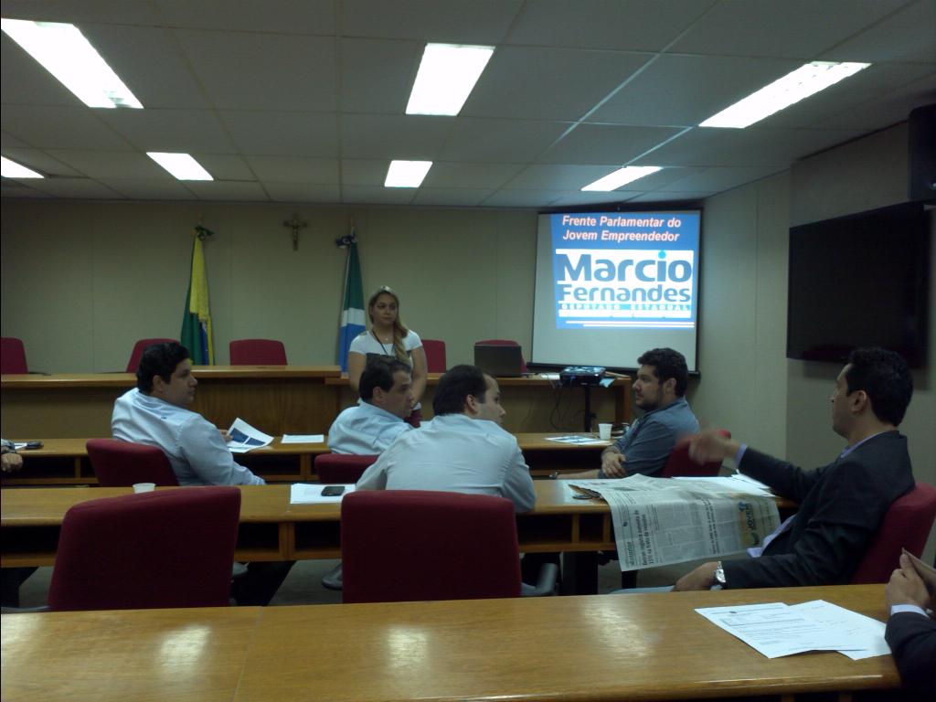 Imagem: Reunião para discutir a criação da Frente Parlamentar do Jovem Emprendedor