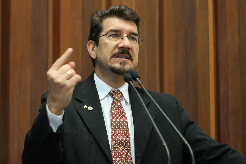 Imagem: Projeto de Pedro Kemp quer inserir em lista os professores da rede estadual e os agentes penitenciários.