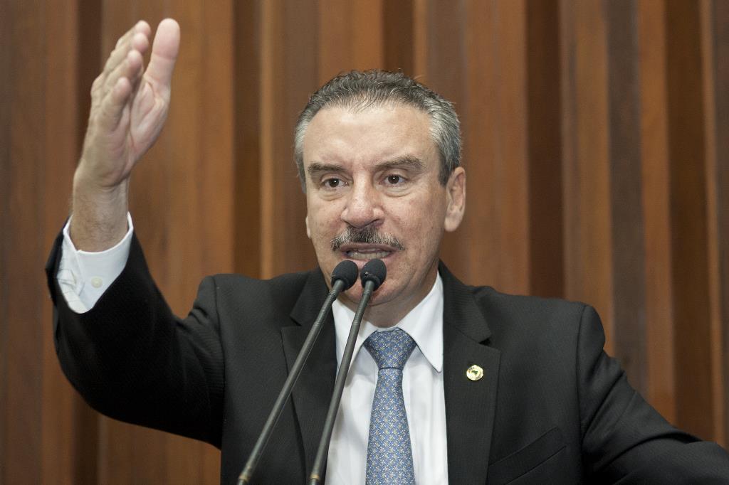 Imagem: Para deputado, Revalida deve ser extinto para os médicos brasileiros formados no Paraguai.