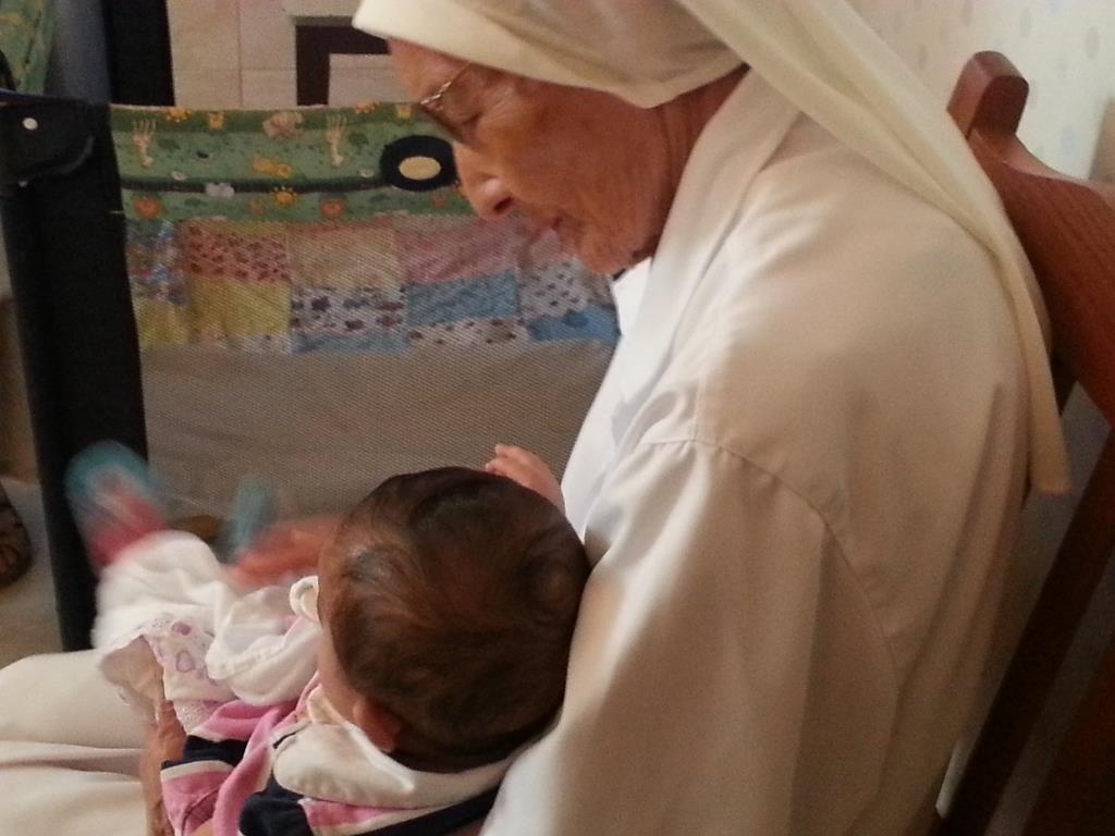 Imagem: A Associação Franciscana Angelinas existe há 14 anos e oferece assistência para crianças que vivem com HIV.