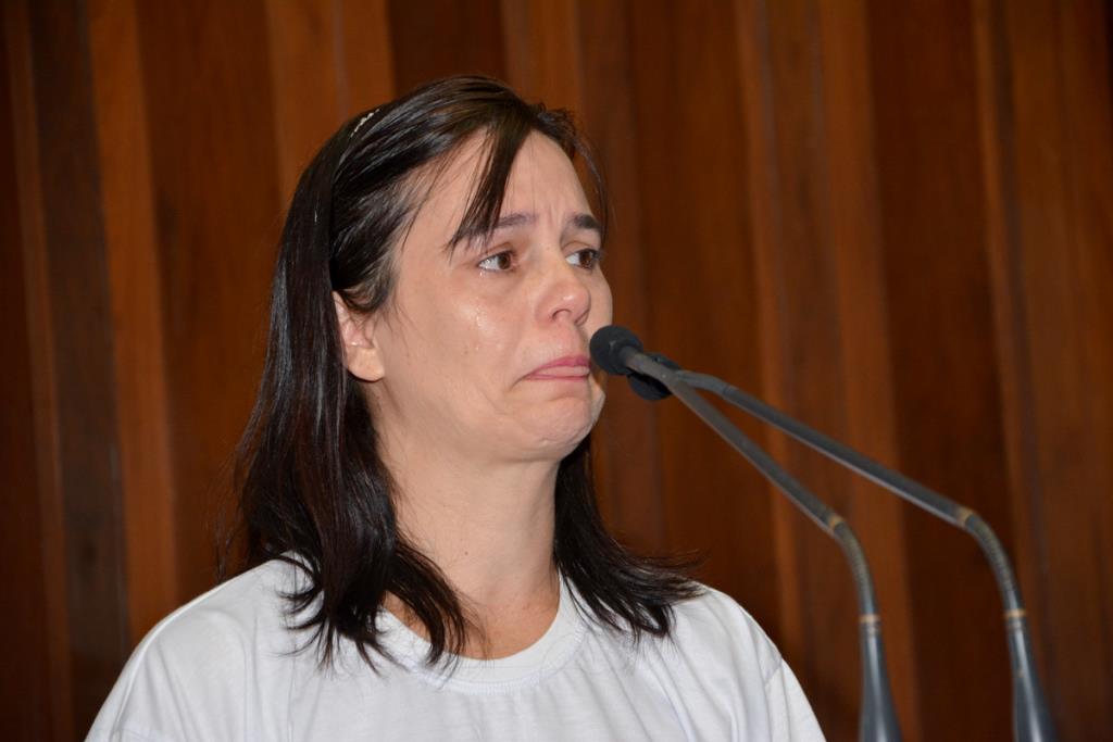 Imagem: Gláucia Figueiredo perdeu o filho há menos de um ano, vítima de câncer.